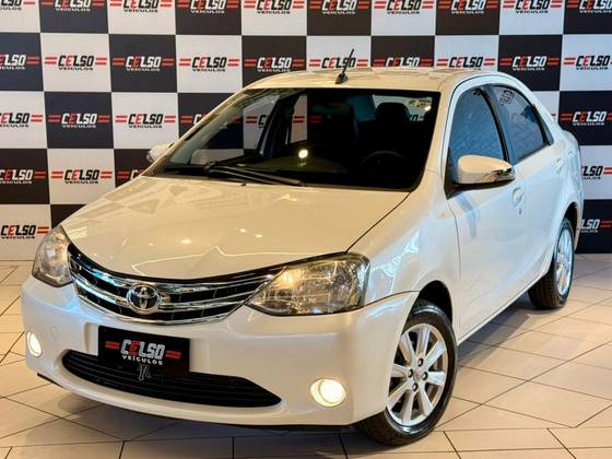 TOYOTA ETIOS 1.5 XLS SEDAN 16V FLEX 4P AUTOMÁTICO TOYOTA ETIOS 1.5 XLS SEDAN 16V FLEX 4P AUTOMÁTICO